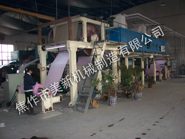 1092型雙缸單面涂布無(wú)碳復寫(xiě)紙機